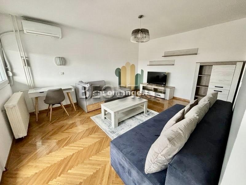 Novi Beograd - Blok 33 #59950 850 €