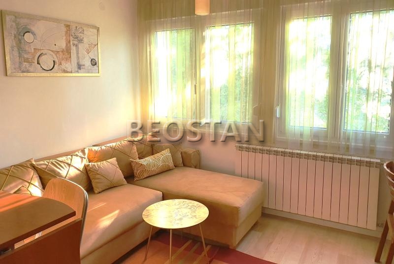 Centar - Stari grad #2158781 850 €