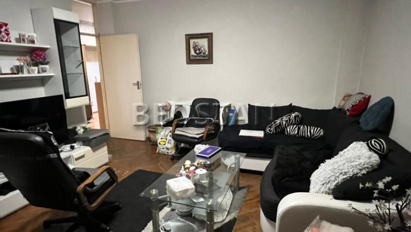 Novi Beograd - Blok 37 #560235 800 €