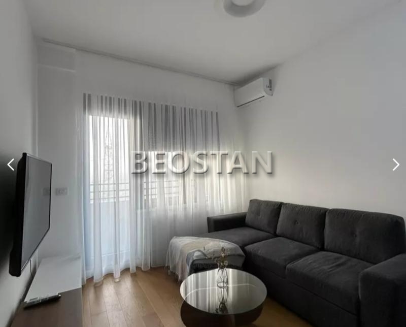 Novi Beograd - Lastavice #1259936 1.000 €