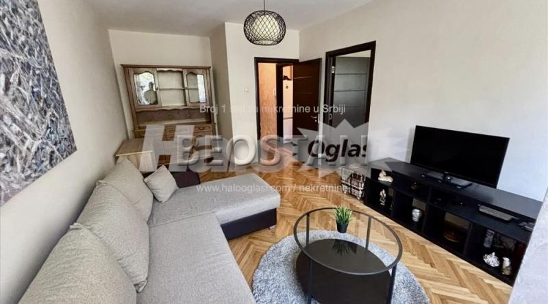 Novi Beograd - Fontana #59779 650 €