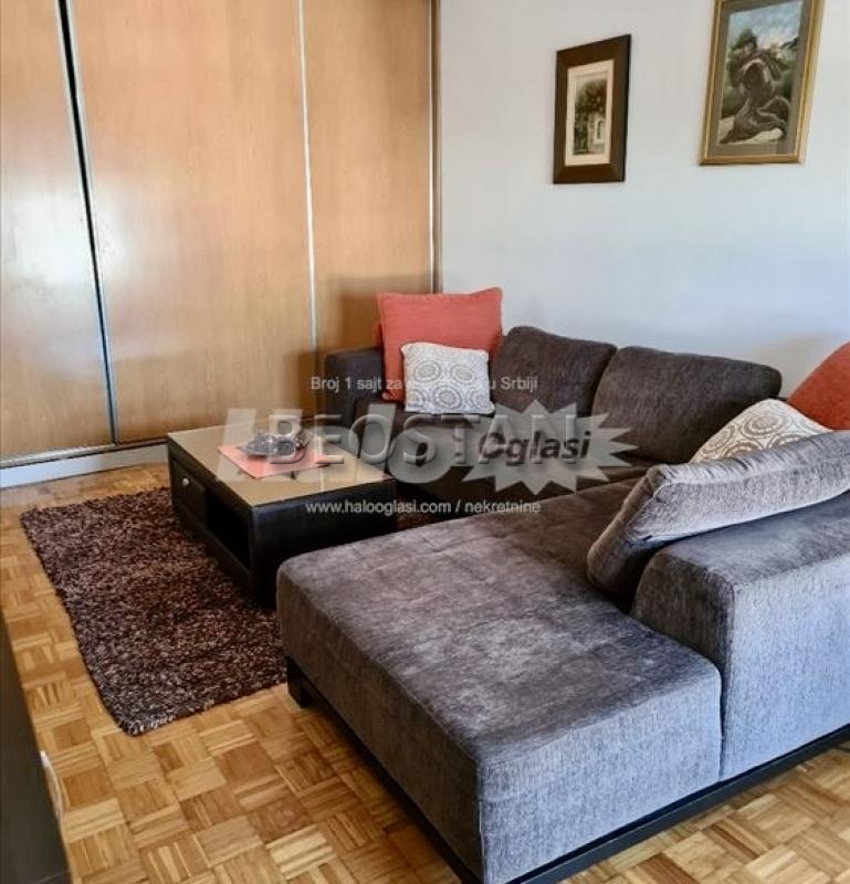 Novi Beograd - Blok 62 #59337 600 €