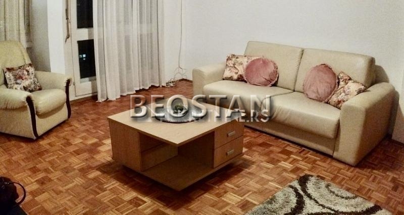 Novi Beograd - Blok 45 #59661 500 €