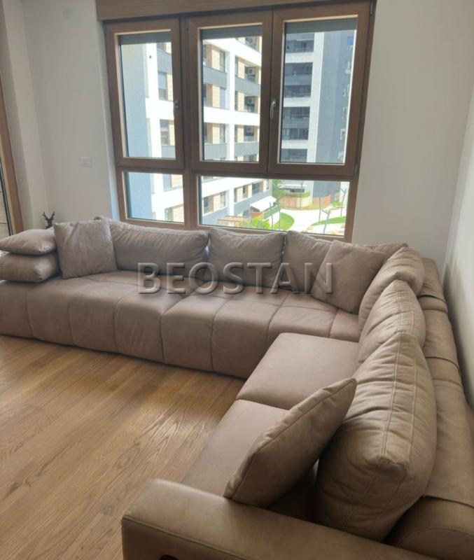 Novi Beograd - West 65 #59225 1.700 €