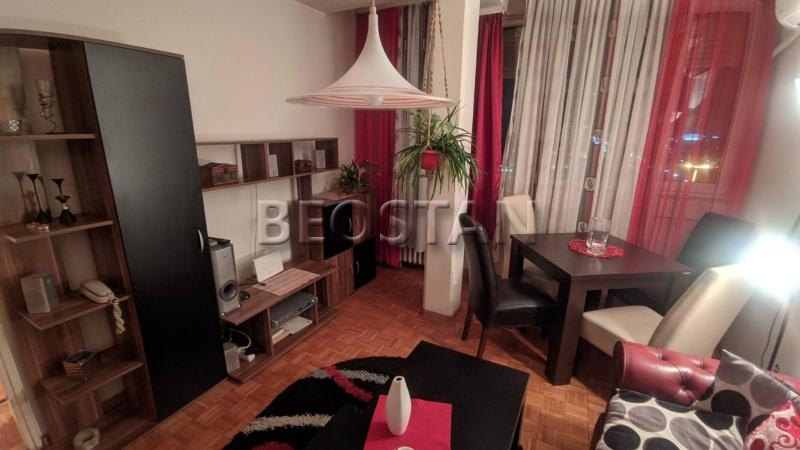 Novi Beograd - Opstina #1359137 550 €