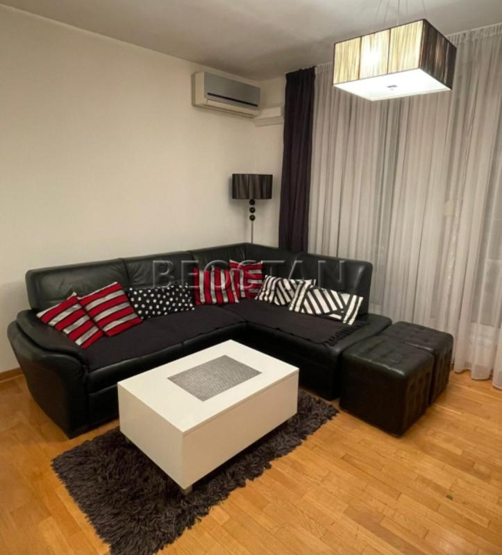 Širi centar - Vozdovac #59654 750 €