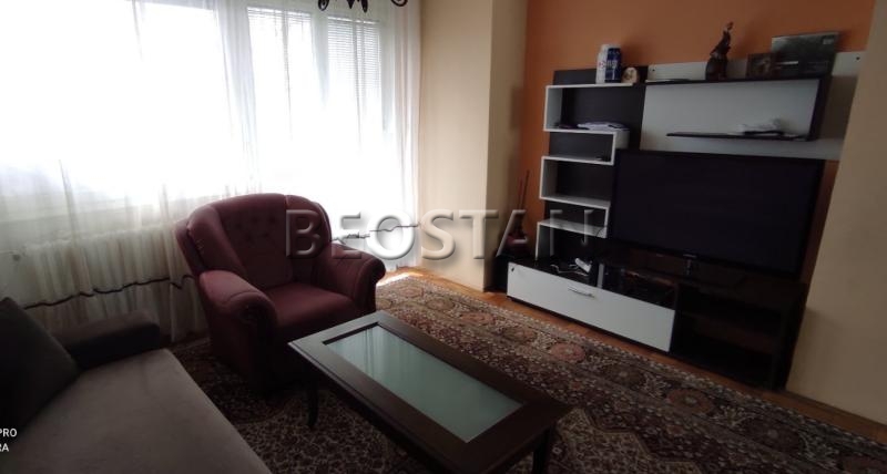 Novi Beograd - Blok  61 #58565 700 €