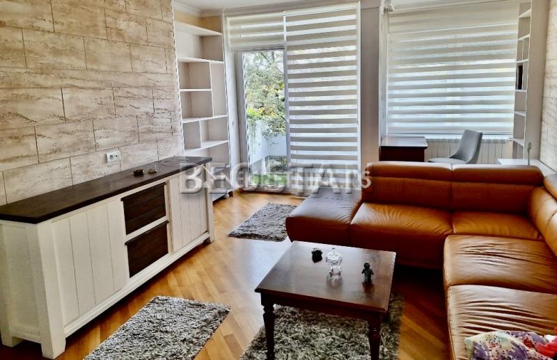 Novi Beograd - Blok 22 #1659631 900 €