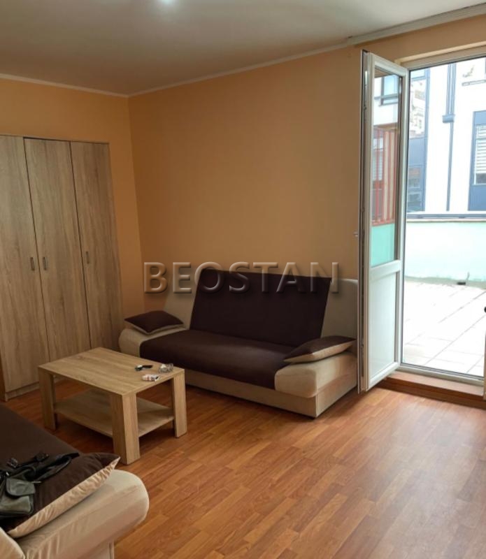 Širi centar - Banovo brdo #59804 300 €